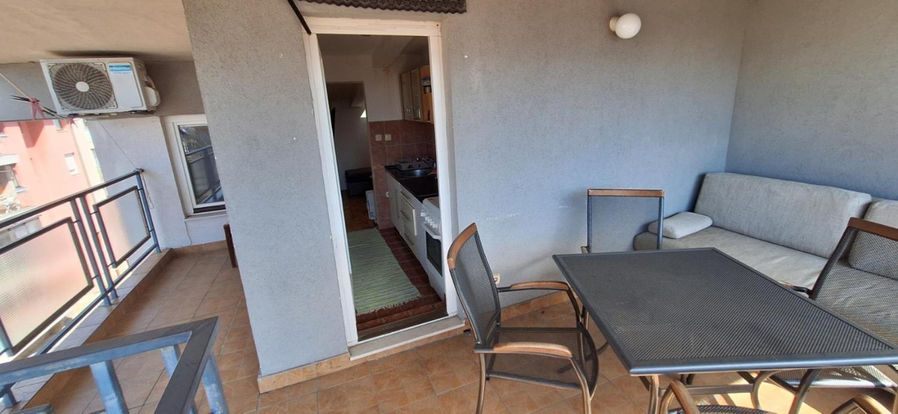Apartman Ellye Lukavica Екстериор снимка
